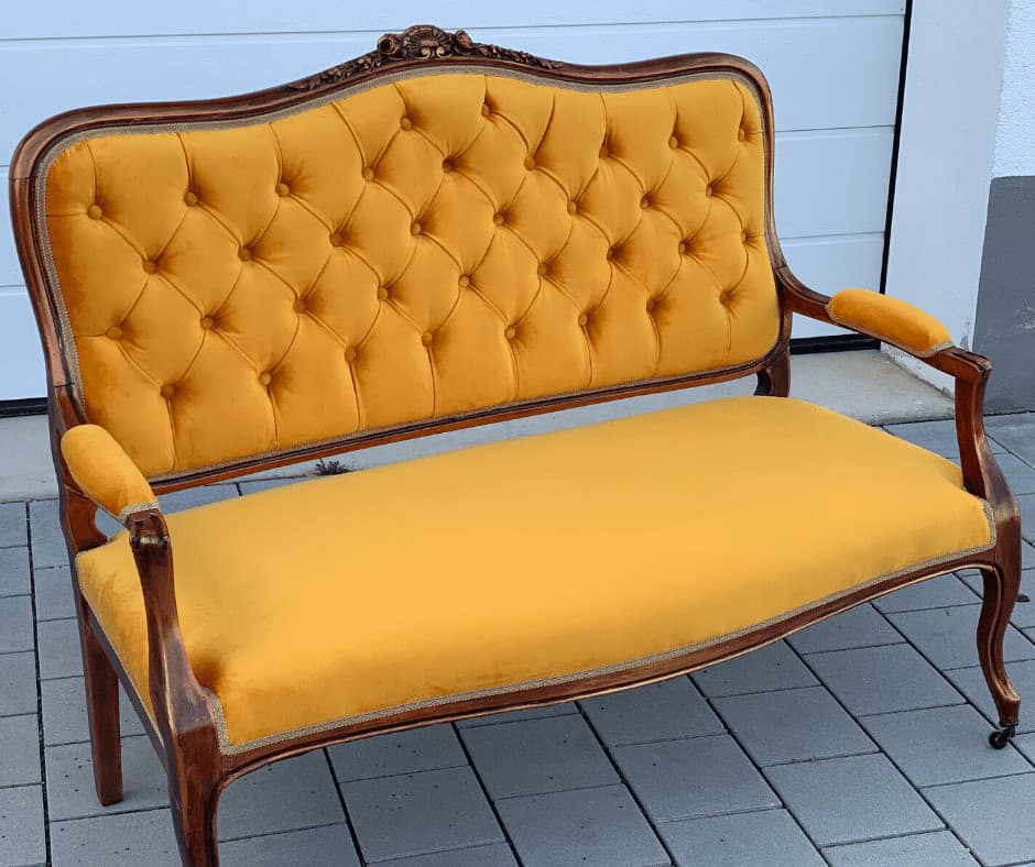 Gelbe 2-Sitz Sofa Klassische Art