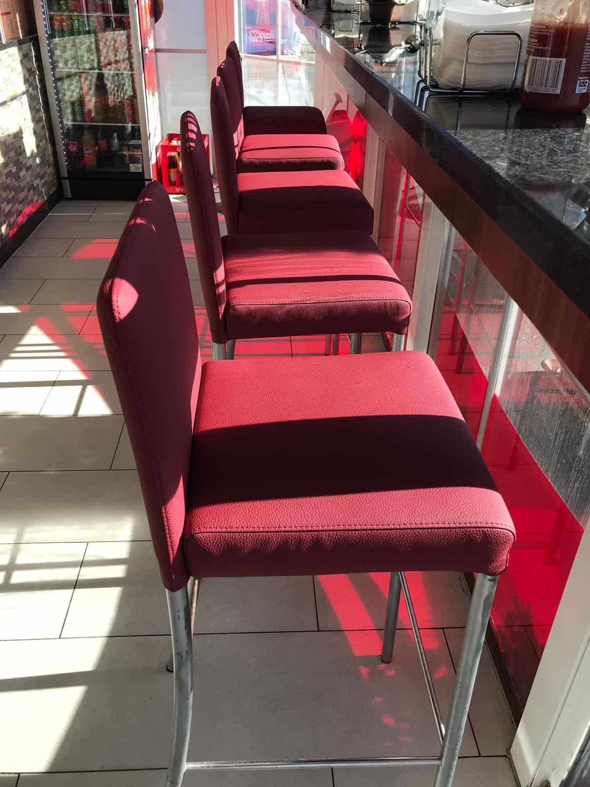 Döner Hocker in rot