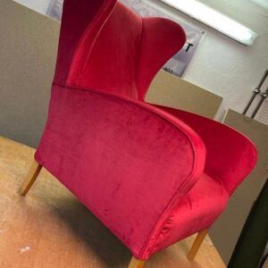 Neuer gepolsterter Sessel in Rot